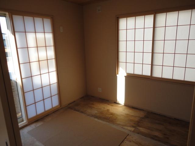 Non-living room. Indoor (12 May 2013) Shooting Building 3