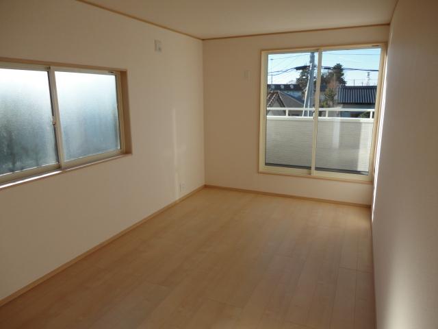 Non-living room. Indoor (12 May 2013) Shooting Building 3