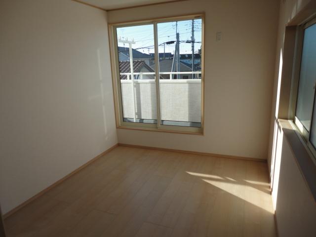 Non-living room. Indoor (12 May 2013) Shooting Building 3