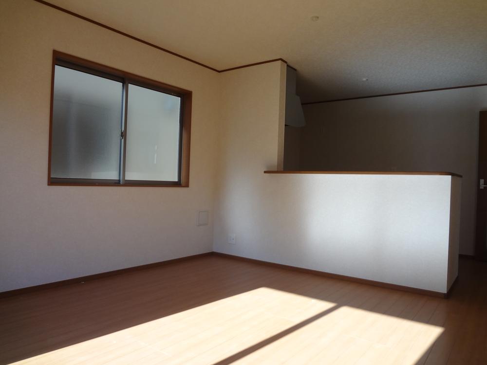 Same specifications photos (living). LDK construction example photo