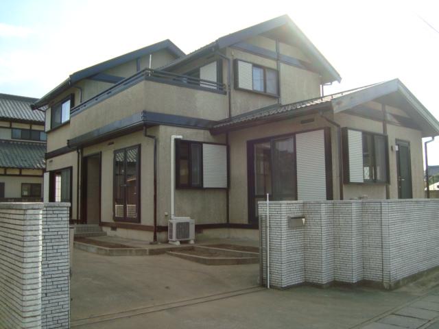 Local appearance photo. Is the house of the Sekisui Heim-like construction is located in the city center of Ishige. It is safe because the manufacturer residential
