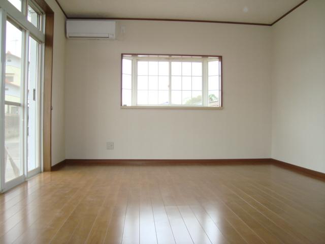 Living. Pain is intense floor also re-covering, In the living room, which comes in bright sunshine!