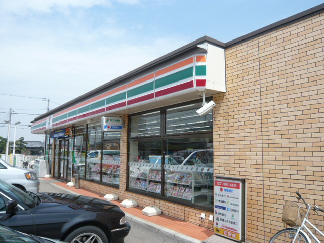 Convenience store. Seven-Eleven Nakazuma store up (convenience store) 780m
