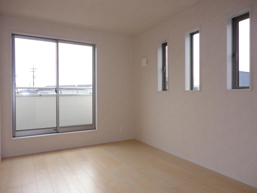 Non-living room. Indoor (12 May 2013) Shooting