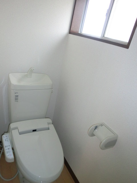 Toilet. With Washlet (is renovation already in new)