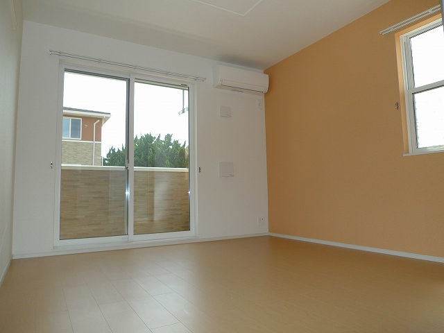 Living and room