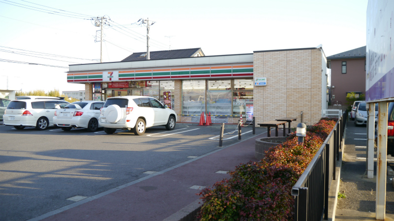 Convenience store. Seven-Eleven Ibaraki Kamisu Shitte store up (convenience store) 300m