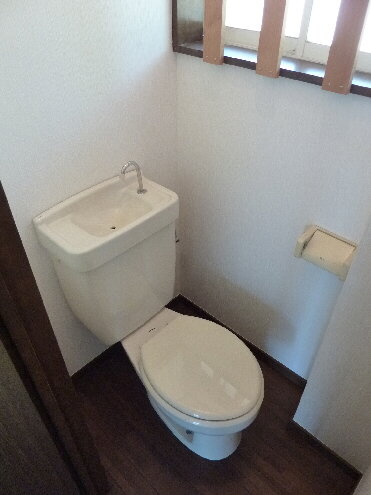 Toilet