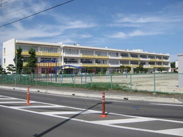 Primary school. Shishido elementary school