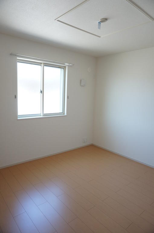 Other room space