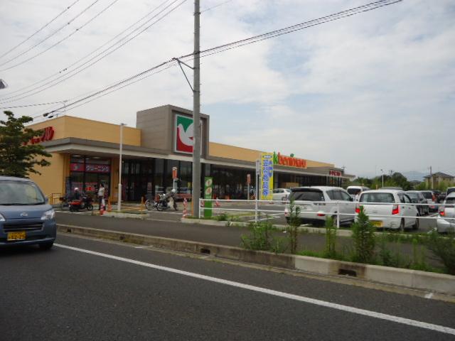 Supermarket. York-Benimaru Tomobe to Dongping shop 1871m