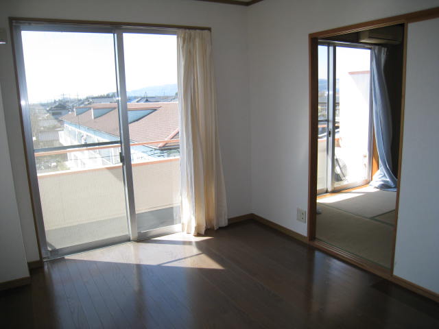 Other room space