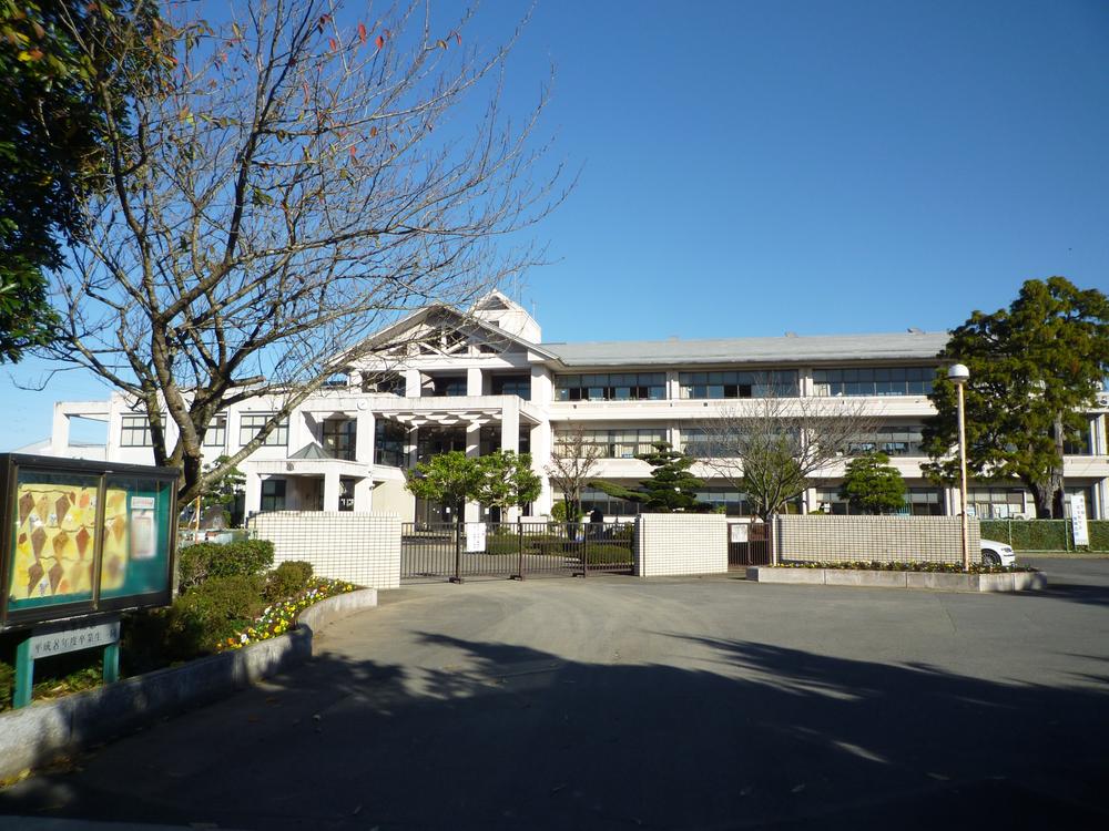 Primary school. Between Kasama Tateiwa 2784m to the second elementary school