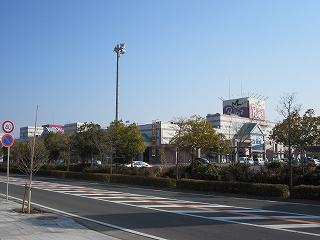 Shopping centre. Kasama 1075m Shopping center Pole Pole City
