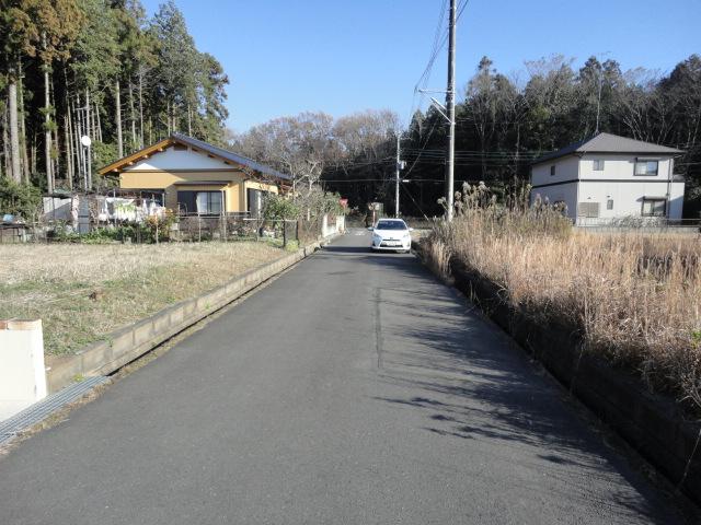 Local photos, including front road
