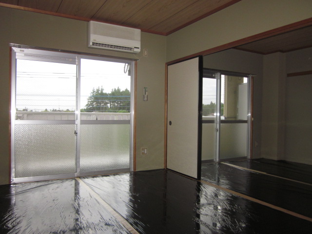 Living and room