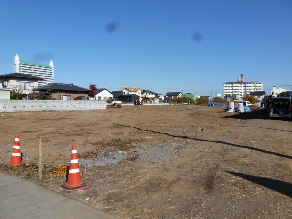 Local land photo. Construction in the local whole photo