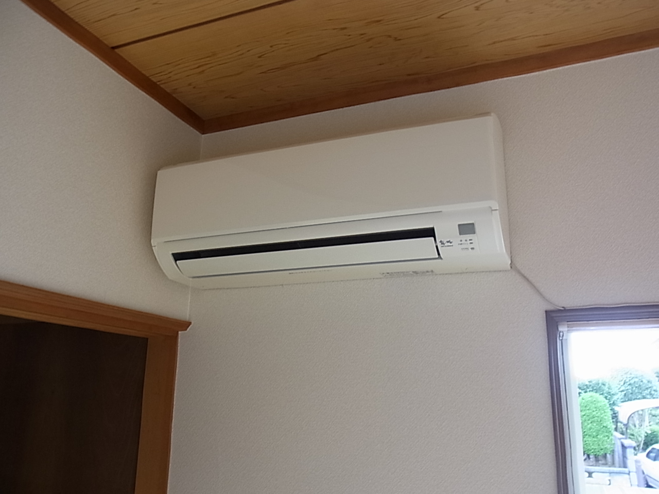 Other Equipment. 1F Japanese-style room: air conditioning
