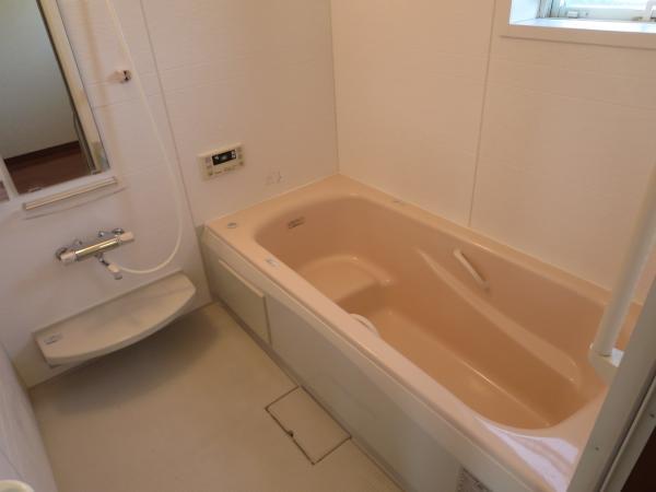 Bathroom. It will be 1 pyeong type of bathroom.  Please heal the fatigue of the day immersed slowly. 