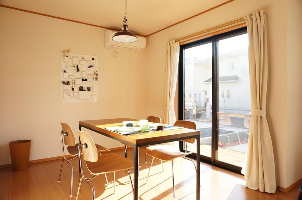 Same specifications photos (Other introspection). The company construction ready-built property (furniture not included)