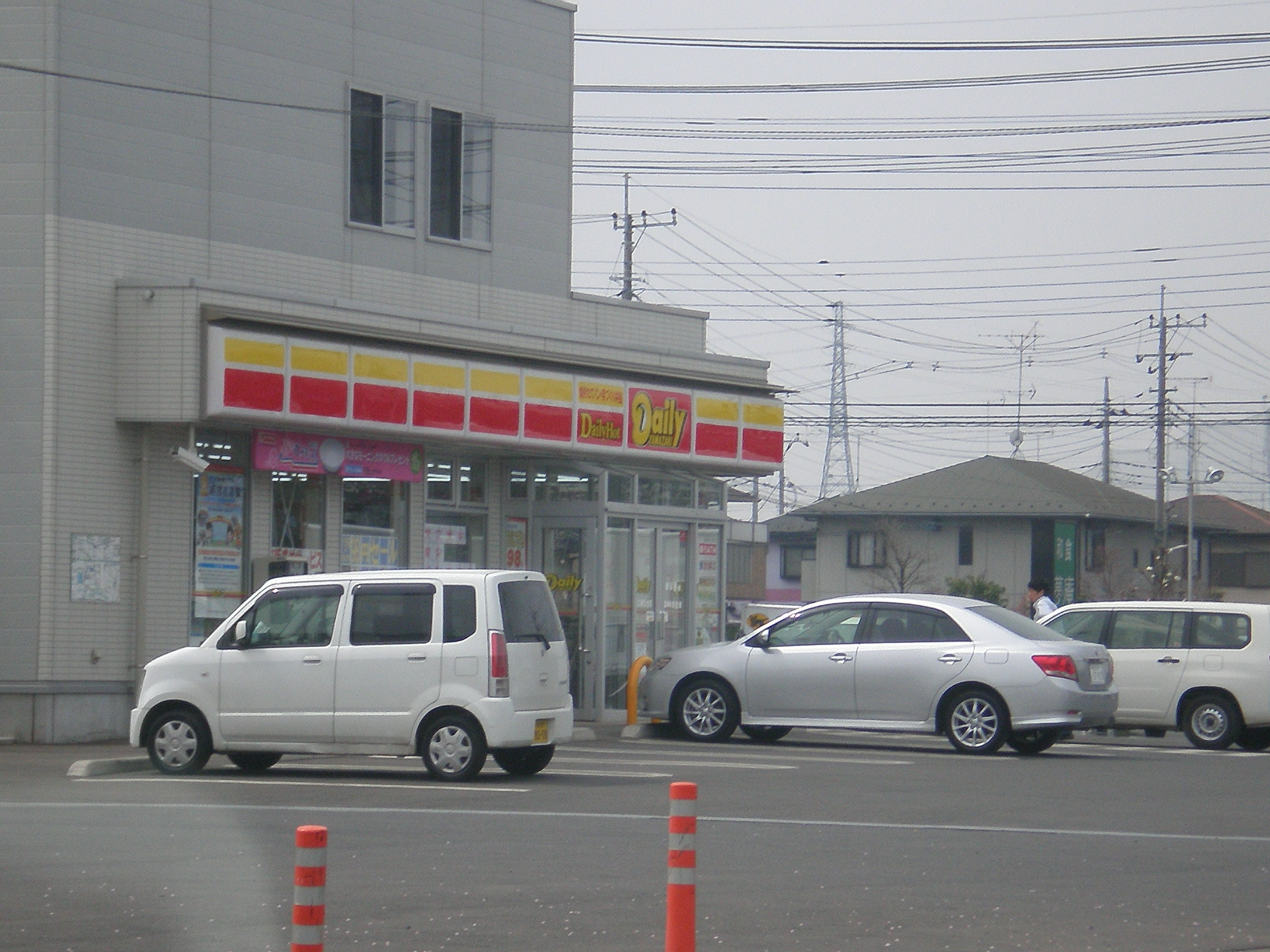 Convenience store. Daily Yamazaki Okazato industrial shop until (convenience store) 2199m