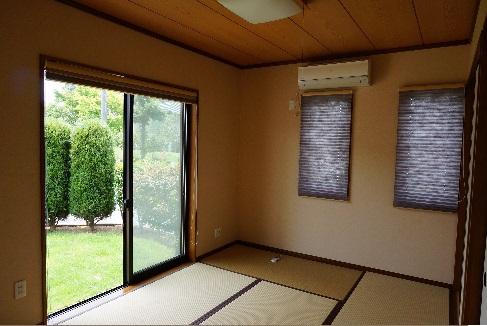 Other introspection. Japanese-style room, where you can see the garden