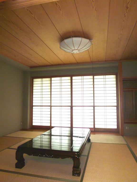 Living and room. It is the store part Japanese-style room.