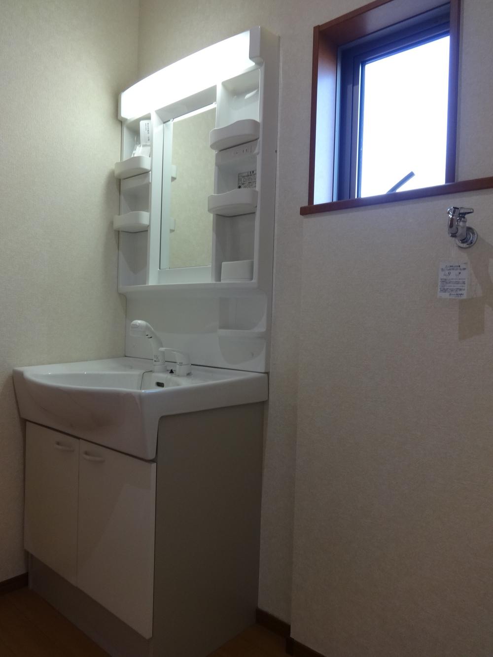 Wash basin, toilet. The company construction cases