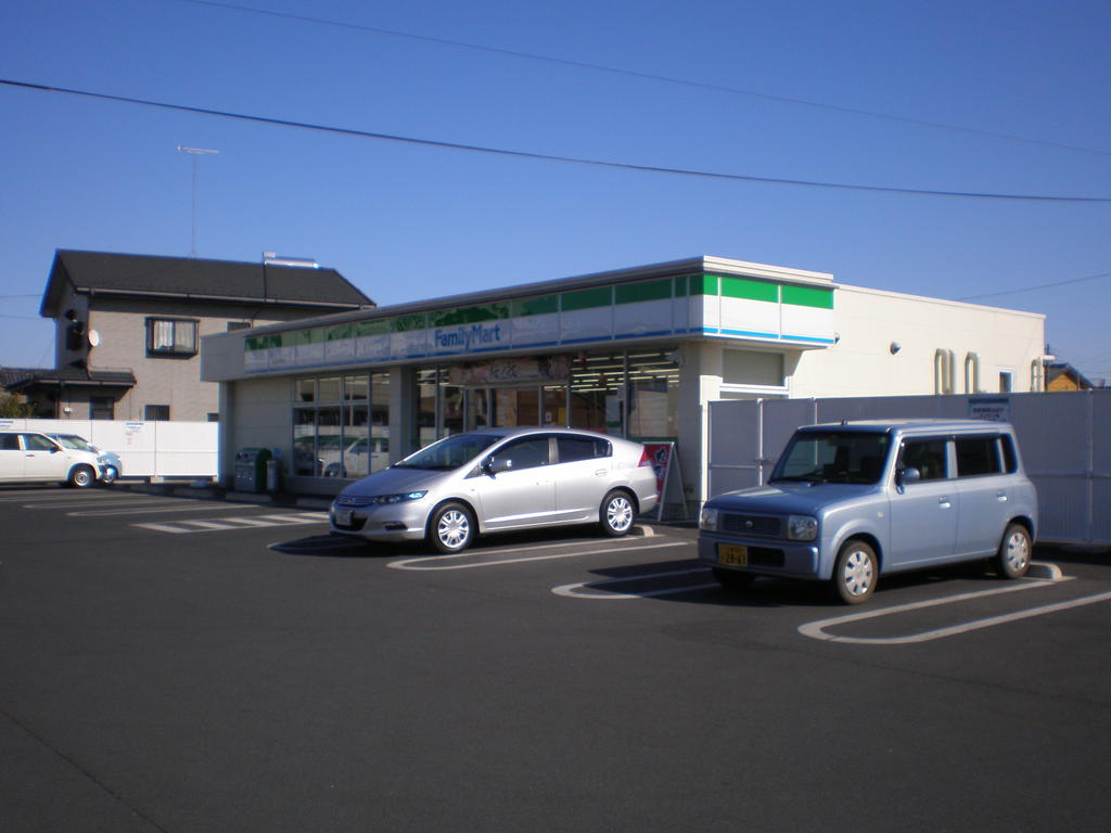 Convenience store. FamilyMart 151m to Furukawa Tomoto Machiten (convenience store)
