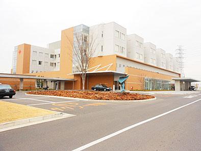 Hospital. 2100m to Furukawa Red Cross hospital  Hospitals comprehensive medical care of the peace of mind are aligned in a pinch