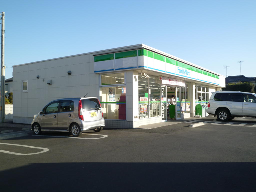 Convenience store. FamilyMart Furukawa Honcho store up (convenience store) 627m