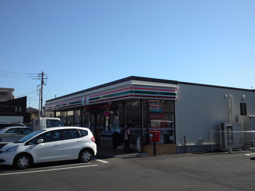 Convenience store. Seven-Eleven Mito Midorioka store up (convenience store) 342m