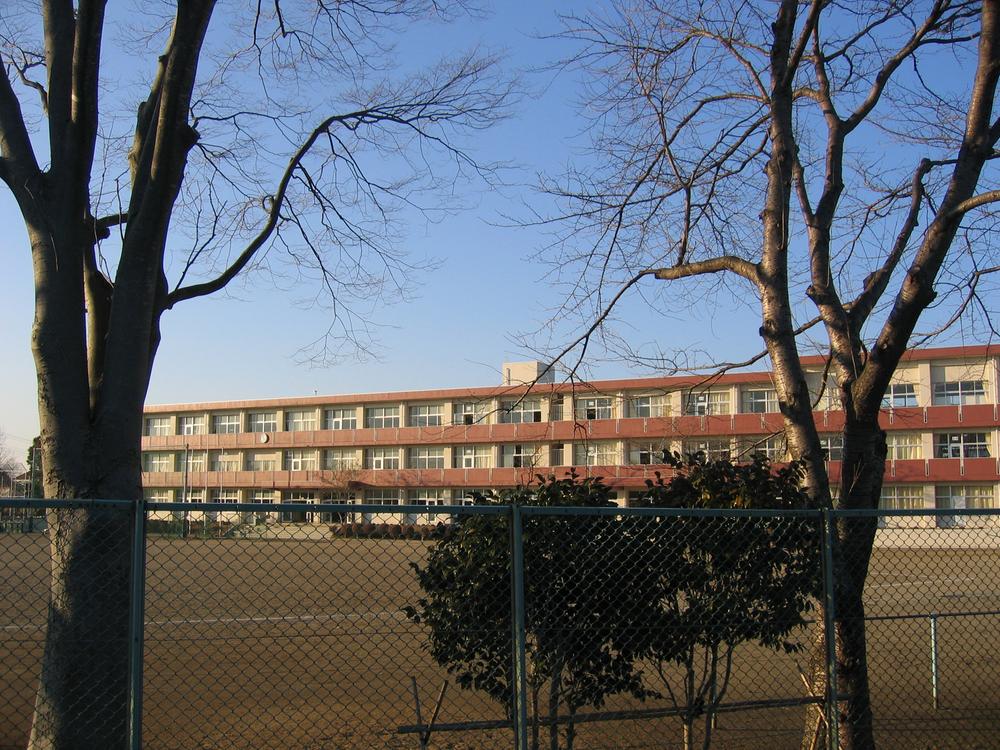 Junior high school. Mito 1600m walk for 20 minutes until the fourth junior high school