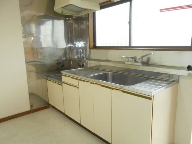 Kitchen. Day with a window insert kitchen. 