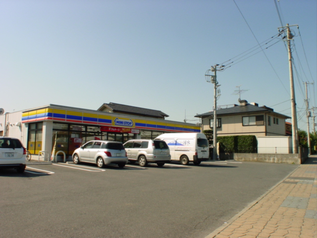 Convenience store. MINISTOP Mito Motoyoshida store up (convenience store) 1002m