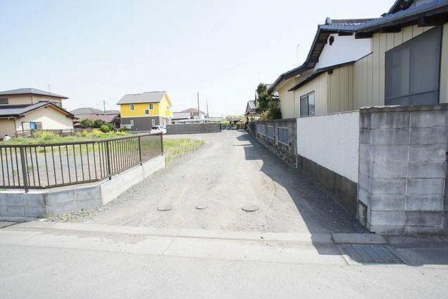 Local photos, including front road