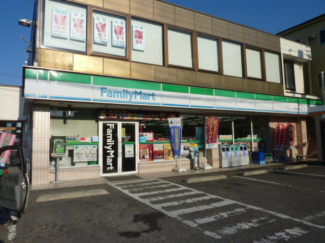 Convenience store. FamilyMart Mito Suehirocho store (convenience store) to 246m