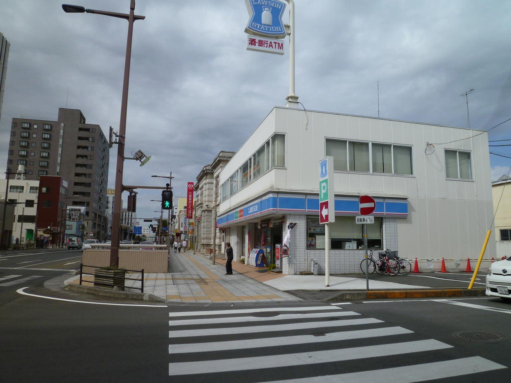 Convenience store. Lawson Mito Izumi-cho 3-chome up (convenience store) 641m