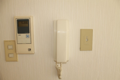 Security. Intercom equipped ☆ 