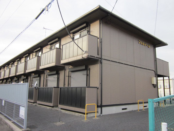 Building appearance. Lightweight steel frame apartment in muted colors! 