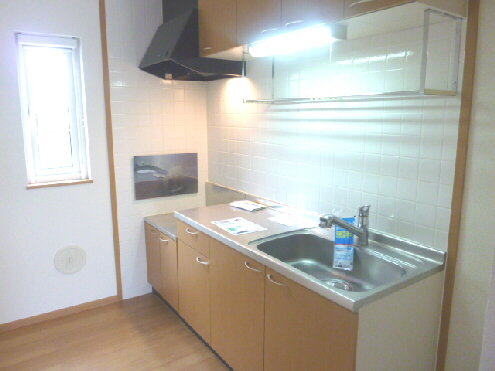 Kitchen. Independent kitchen! With window to the kitchen! 