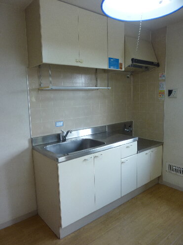 Kitchen. It is bright at the window!