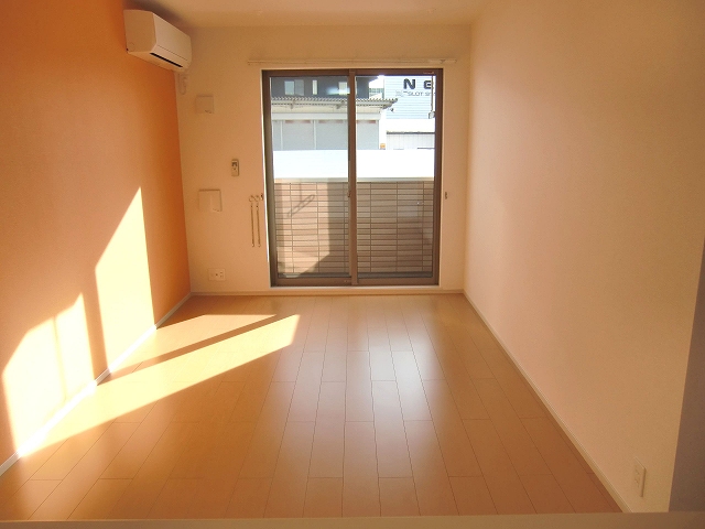 Living and room