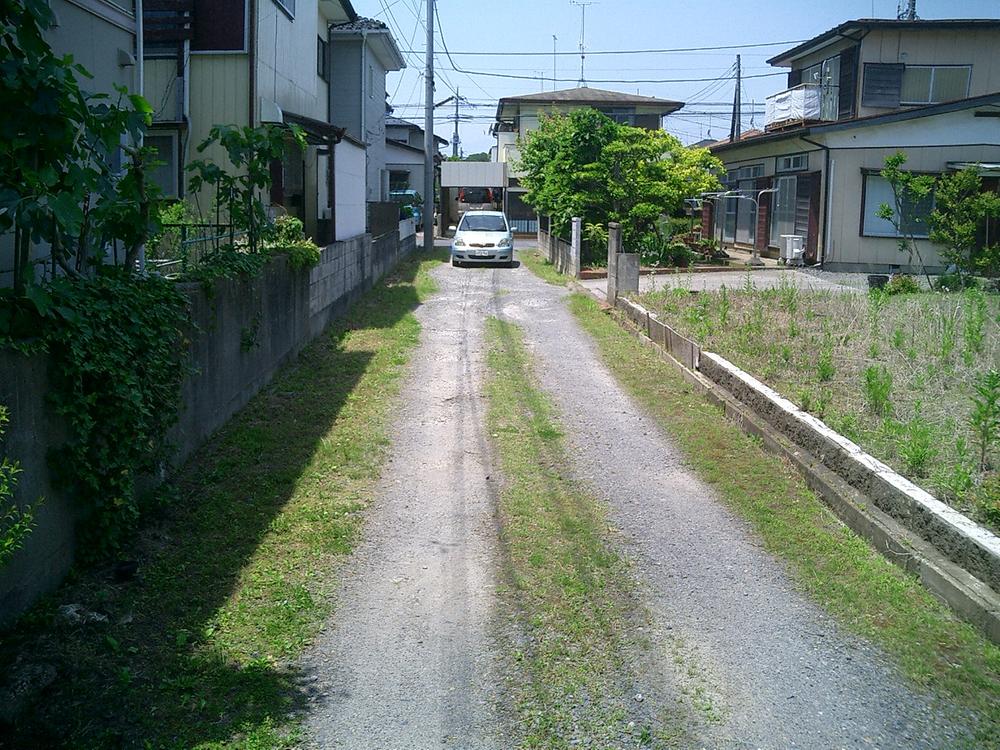 Local photos, including front road