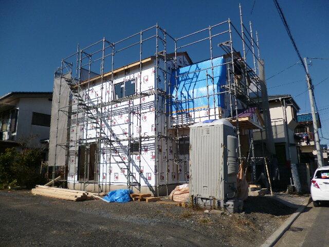 Local appearance photo. Local (11 May 2013) Shooting