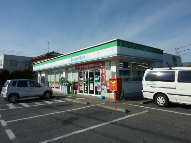 Convenience store. FamilyMart Mito Ishikawa store up (convenience store) 561m