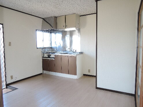 Other room space. dining kitchen! 