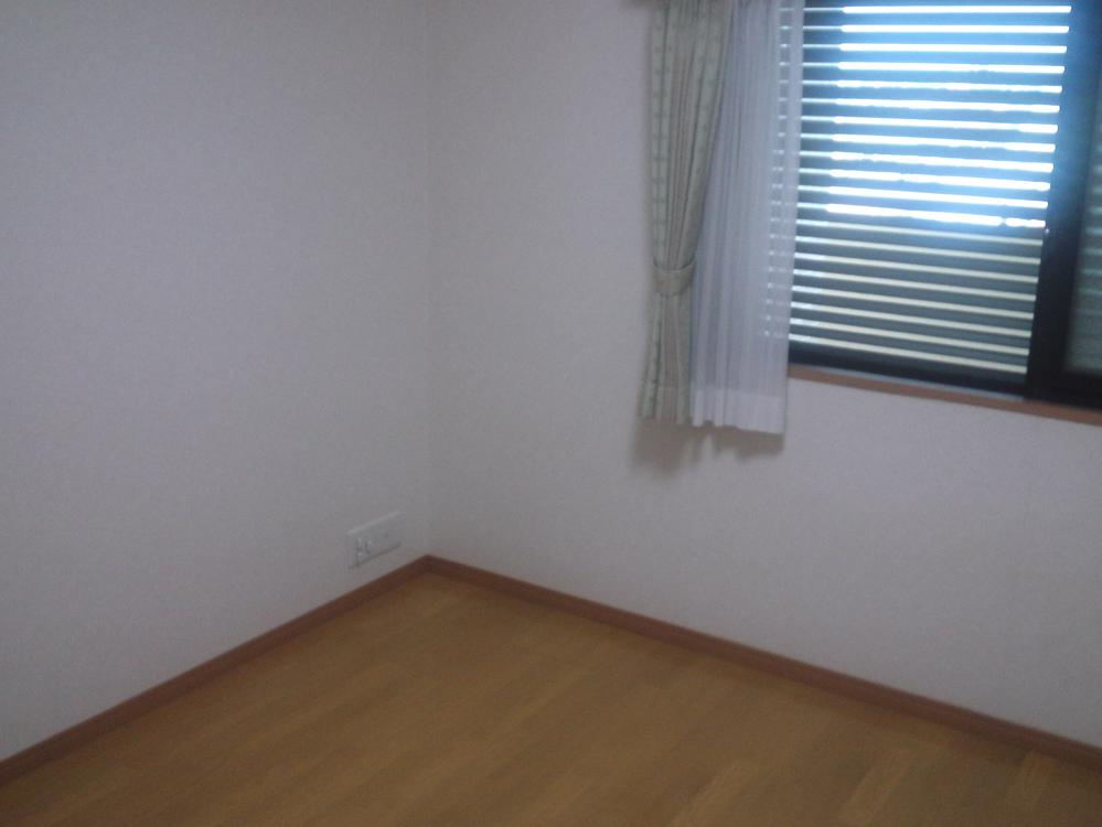 Non-living room. Room (August 2013) Shooting