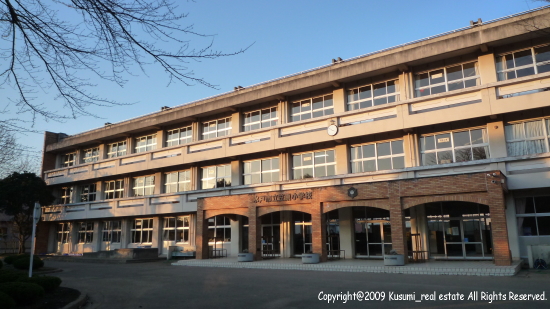 Primary school. 352m until Mito Municipal Kasahara Elementary School (elementary school)
