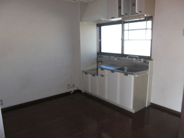 Kitchen. Kitchen with a window that can be of ventilation